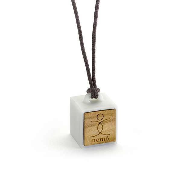 Pendentif energetique Mom6 Wood